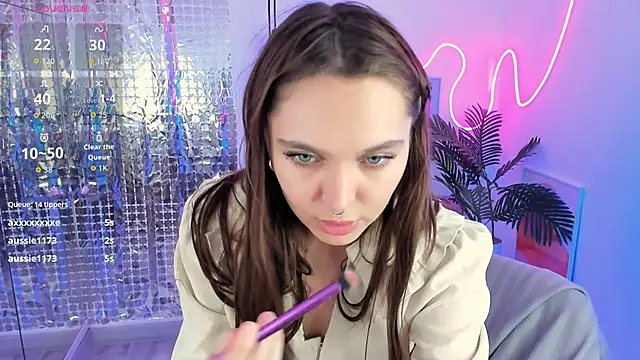 ChloeSunny webcam