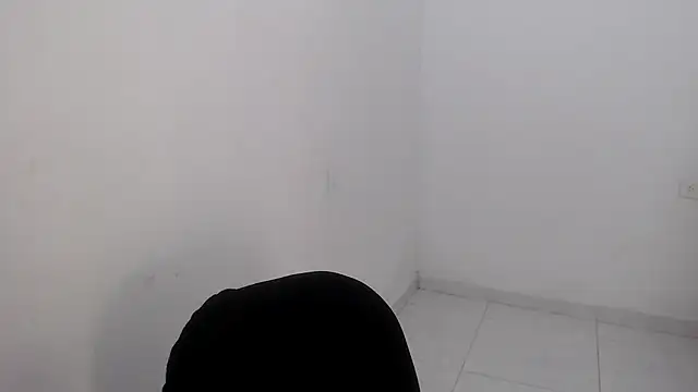 estefania224 (T young) - cum on my face show private