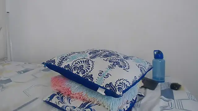 AlannaHarper webcam