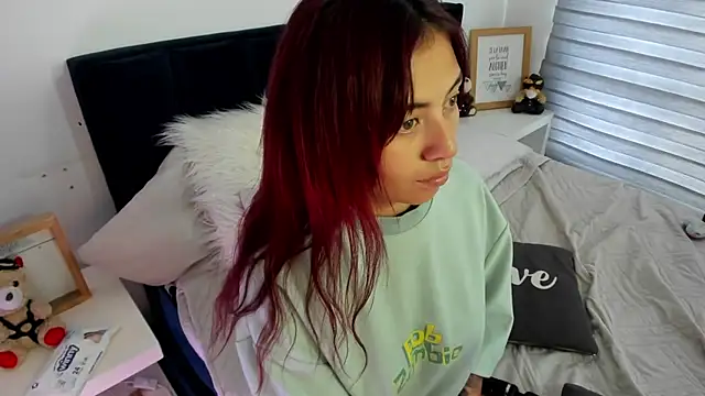 melanie_roux__ live cam on StripChat