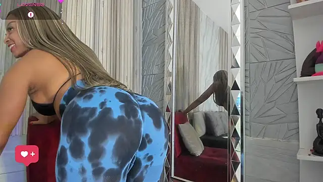 briannachelsea (F milf) - A great deep blowjob