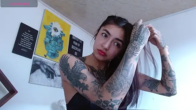 ZoeBakers_ webcam