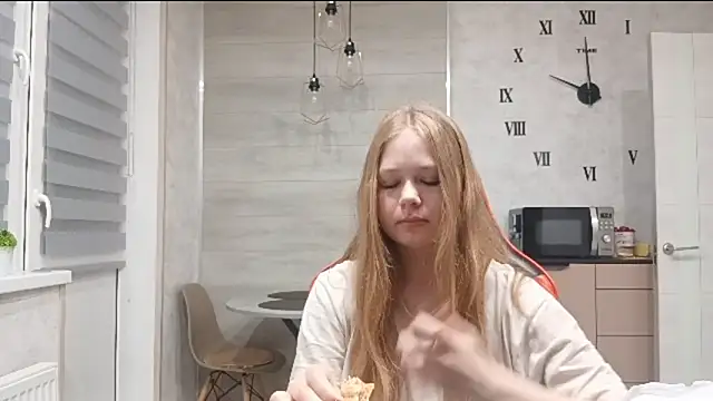 KarinaBestie