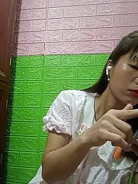 AmyLinee01 webcam