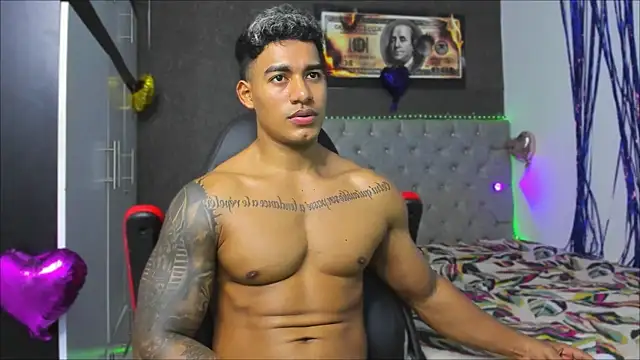 luigi_hot_ webcam