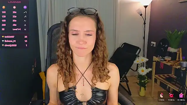 laracroftmansion webcam