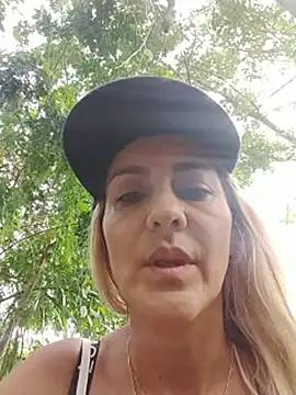 Monita_Med webcam