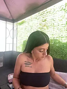Electra_Pinkk webcam