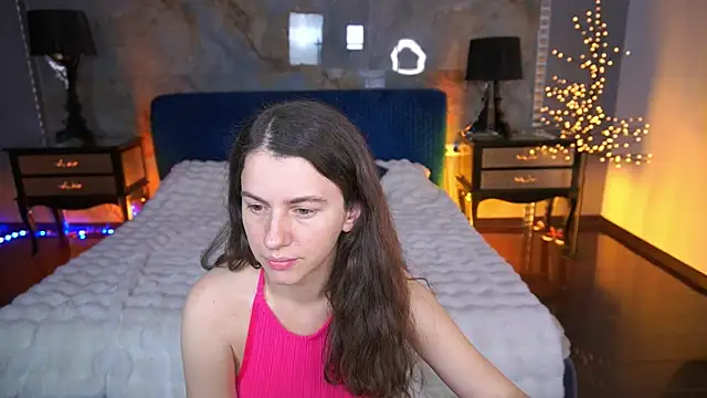 LittleJulii webcam
