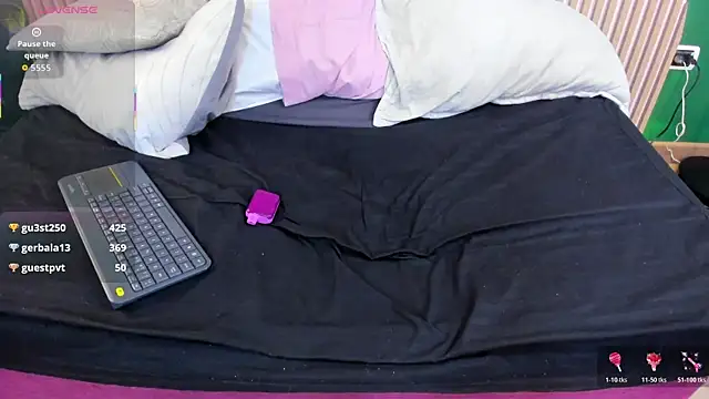 Alicecoule_ webcam