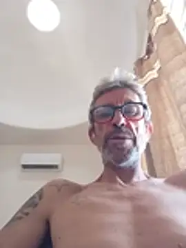 chris-sbh11 webcam