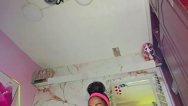 HUGE_BLACKCOCK webcam