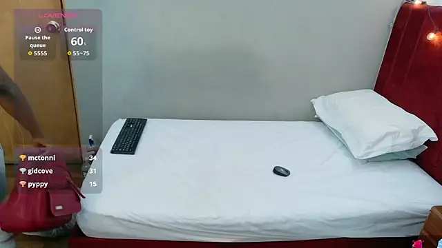 dominikk018 webcam
