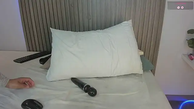 Karlie_moore_ webcam