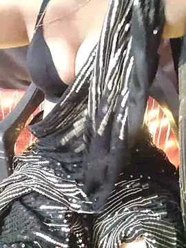 Shaniyaloveyou32 webcam