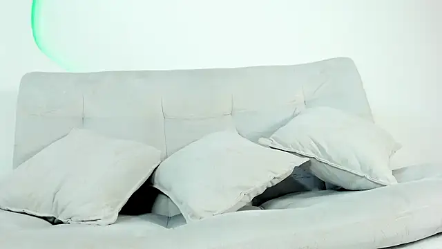 LeoCarter_ webcam