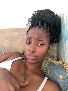 ShakiraThompss18 webcam