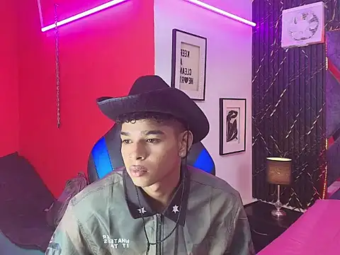 nova_mitchell7 webcam