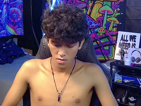 hugekenbigcock live sex cam