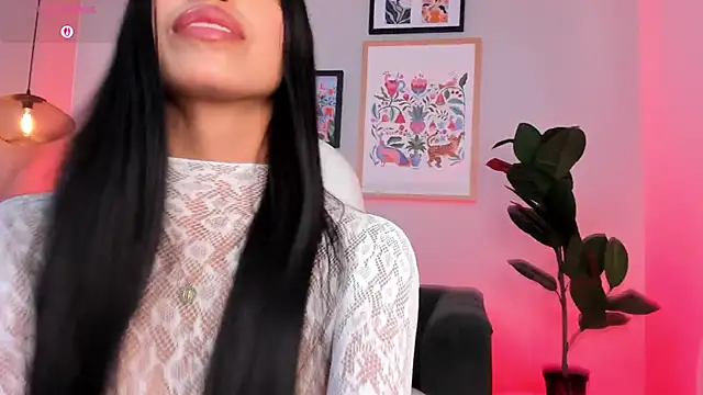 Tiffany_Low webcam