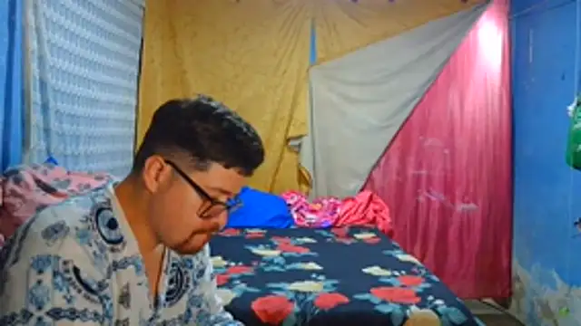 pecadodulce123 - Pecadodulce123's free webcam - UK Sex Cams
