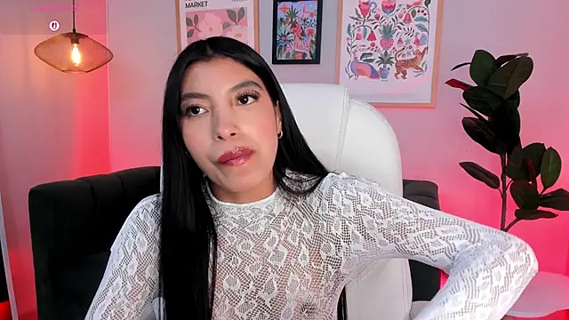 Tiffany_Low webcam