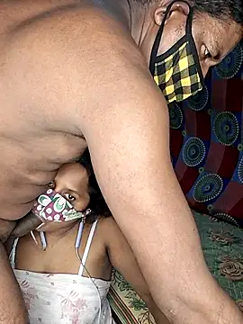 Real_Desi_Couple webcam