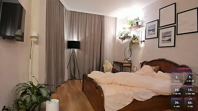 NicoleLuv webcam