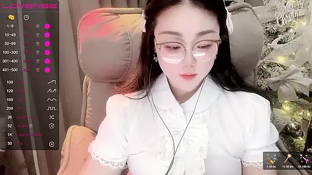 Monica-666888- webcam