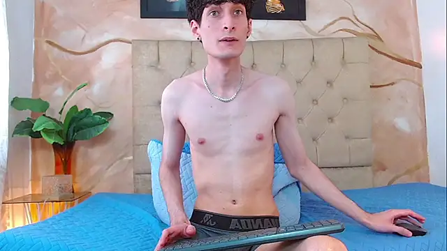 Luke_Carter webcam