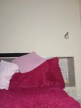 Sweetredvelvet webcam