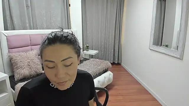 gaby_trent live cam on StripChat
