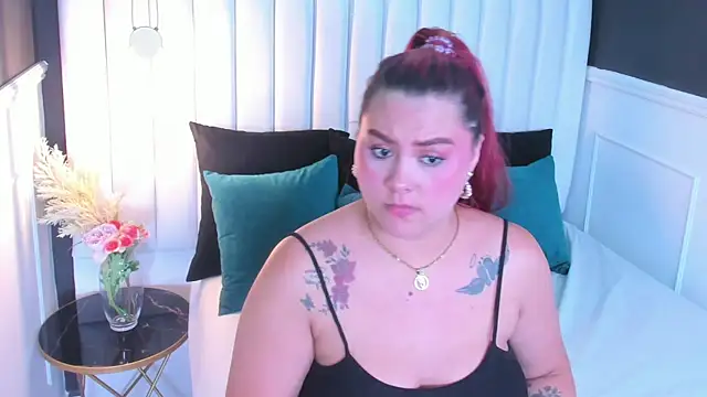miia_blumm webcam