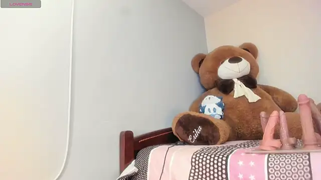 cami_hot_tits webcam