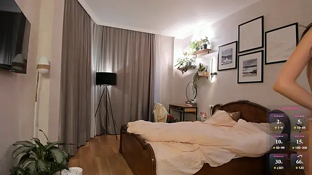 NicoleLuv webcam