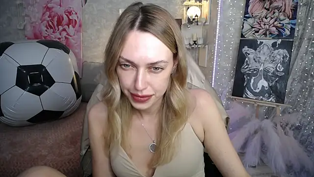 NickyAdamidi webcam