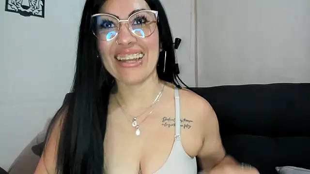 Tania_mature webcam