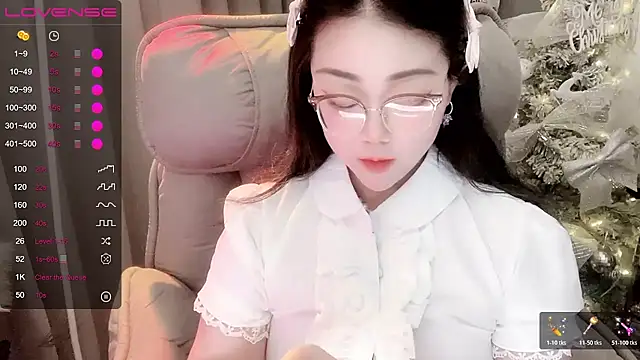 Monica-666888- webcam