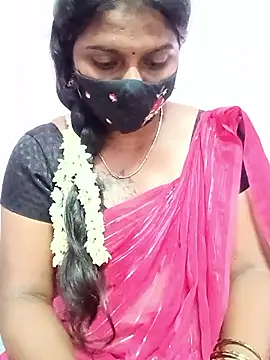 CuteDevilAnu live cam on StripChat