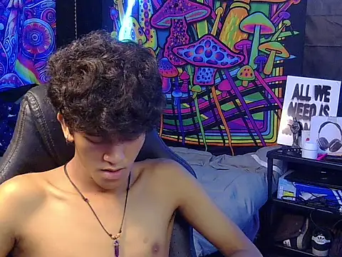hugekenbigcock webcam