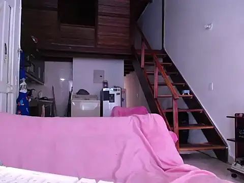Модель: samy_doll