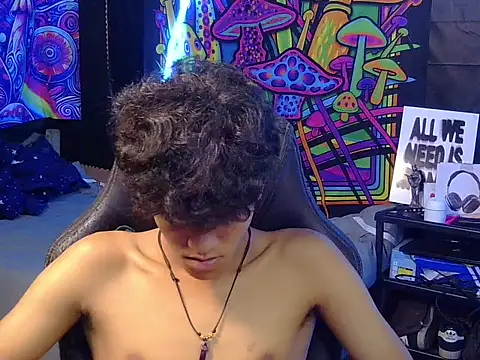 hugekenbigcock webcam