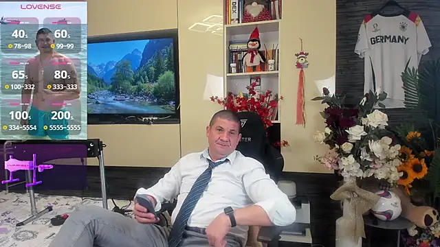 SpartacusDaddy48 webcam