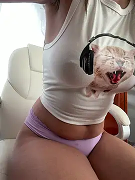 honeyrosee webcam