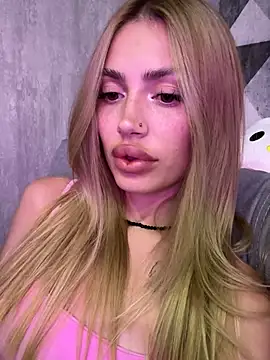 Elizabeth_Tay webcam