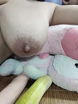 Bigboobs909 webcam
