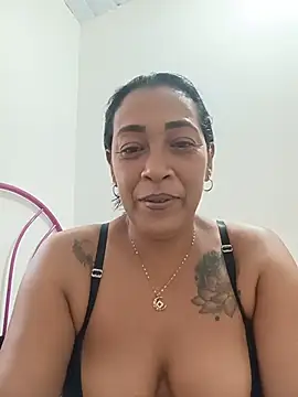 candelahot10 webcam