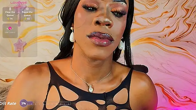 EbonyHansNight webcam