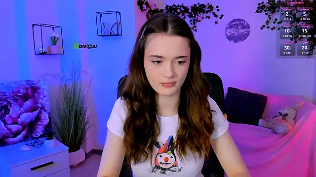 liana_kisses webcam