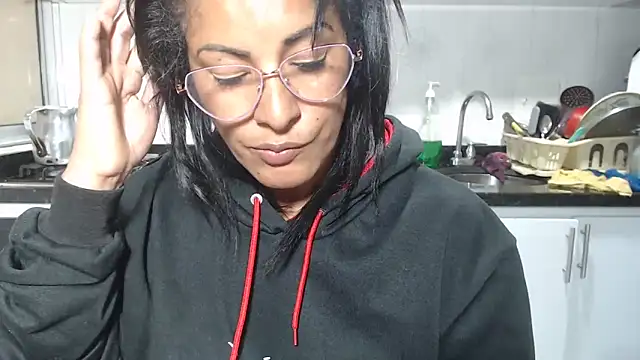 kateleyagrey webcam